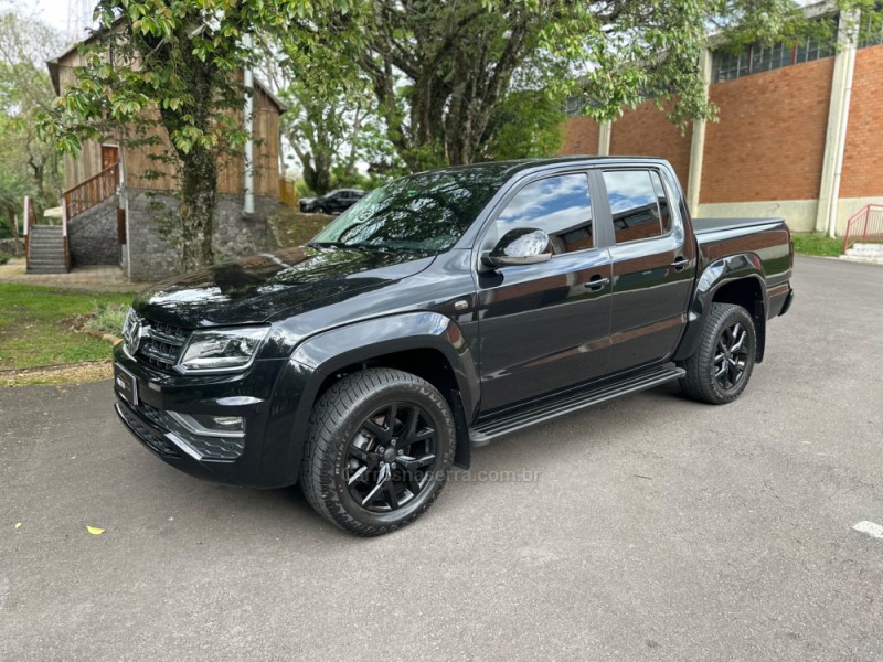 AMAROK 3.0 V6 TDI HIGHLINE CD DIESEL 4MOTION AUTOMÁTICO