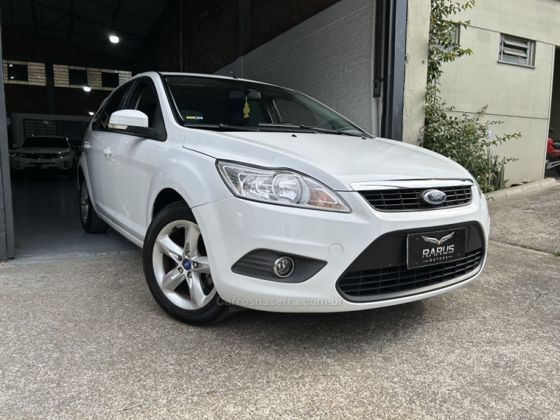 focus 1.6 se plus 16v flex 4p manual 2013 caxias do sul