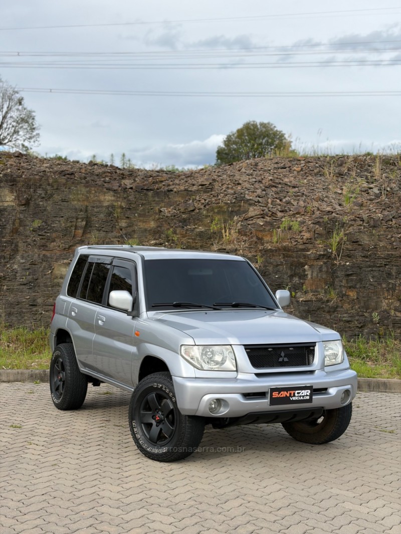 pajero tr4 2.0 4x4 16v 131cv gasolina 4p automatico 2006 flores da cunha
