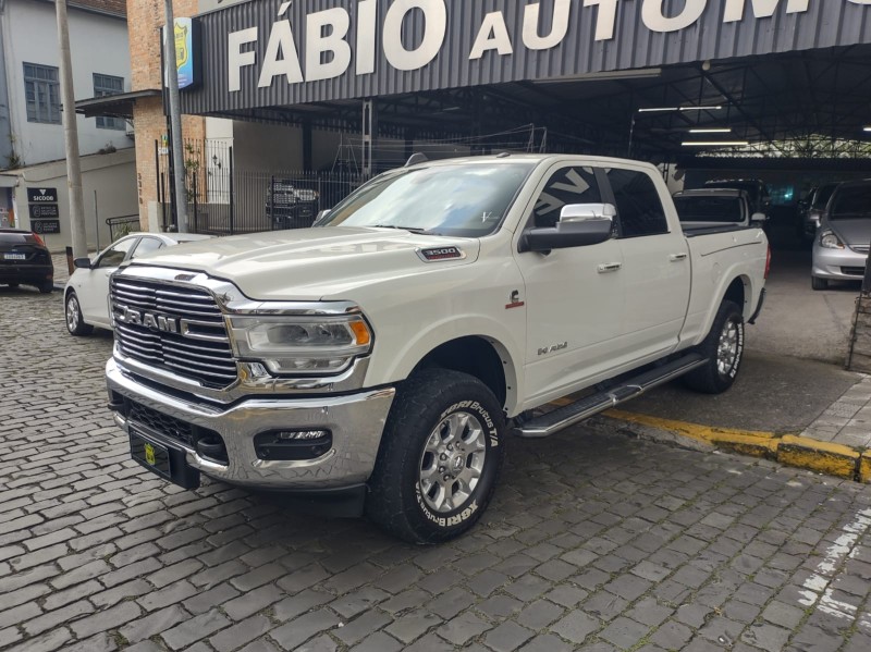 ram 6.7 3500 limited longhorn cd 4x4 turbo diesel 4p automatica 2022 garibaldi