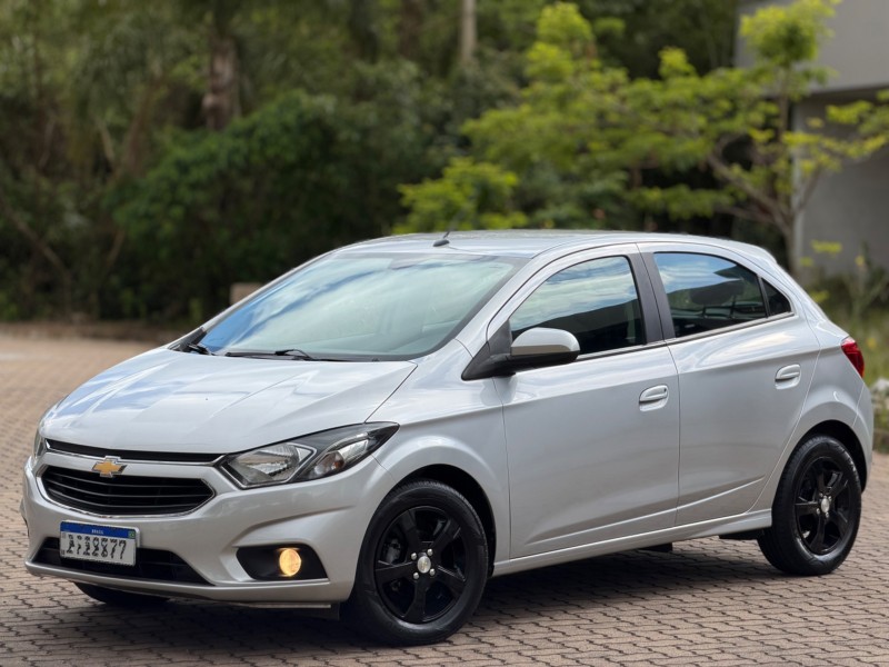 onix 1.4 mpfi ltz 8v flex 4p automatico 2018 dois irmaos
