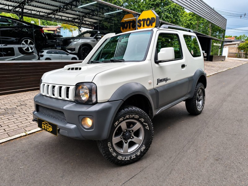 jimny 1.3 4all 4x4 16v gasolina 2p manual 2018 dois irmaos