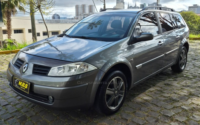 megane 2.0 dynamique grand tour 16v gasolina 4p automatico 2008 caxias do sul