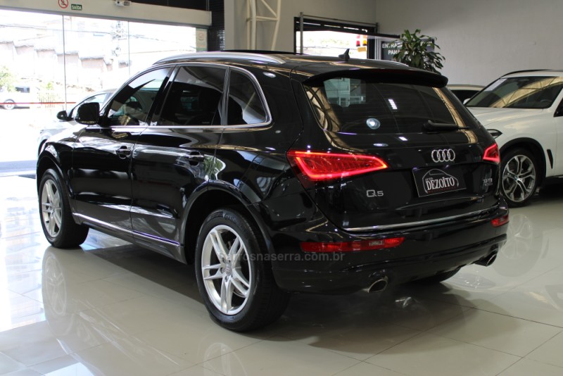 Q5 2.0 TFSI AMBIENTE 16V 225CV GASOLINA 4P AUTOMÁTICO - 2016 - CAXIAS DO SUL