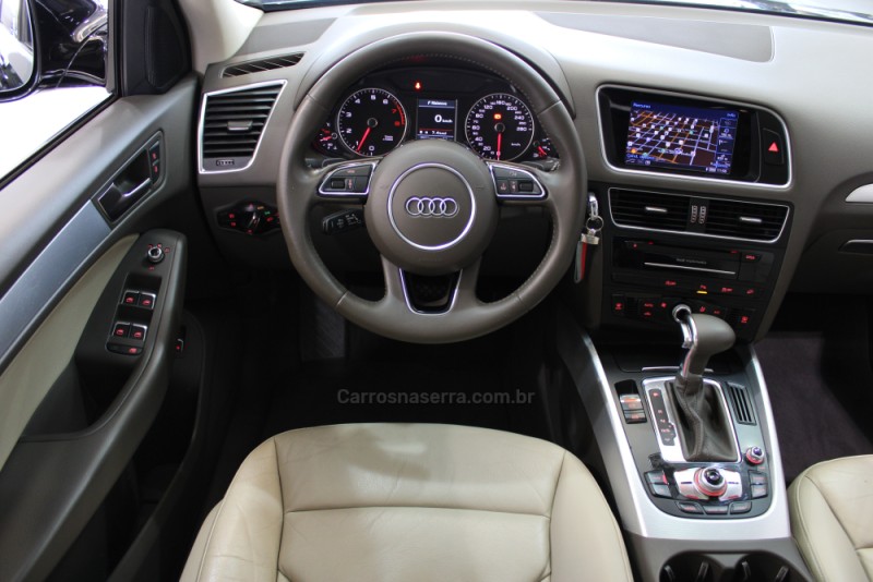 Q5 2.0 TFSI AMBIENTE 16V 225CV GASOLINA 4P AUTOMÁTICO - 2016 - CAXIAS DO SUL