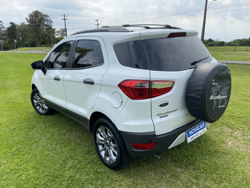 ECOSPORT 2.0 XLT FREESTYLE 8V FLEX 4P MANUAL - 2014 - FARROUPILHA