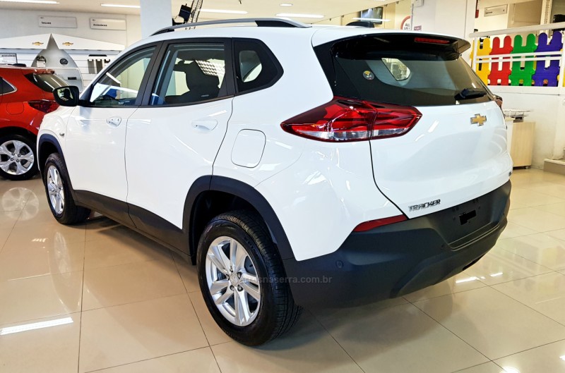 TRACKER 1.0 12V LT TURBO FLEX 4P AUTOMÁTICO - 2023 - BENTO GONçALVES