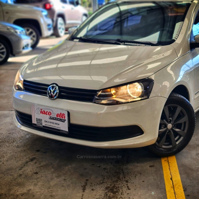 VOYAGE 1.0 MI 8V FLEX 4P MANUAL - 2013 - CAXIAS DO SUL