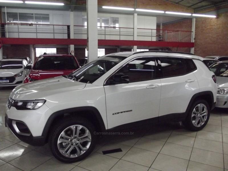 COMPASS 2.0 16V DIESEL LIMITED 4X4 AUTOMÁTICO - 2023 - FARROUPILHA