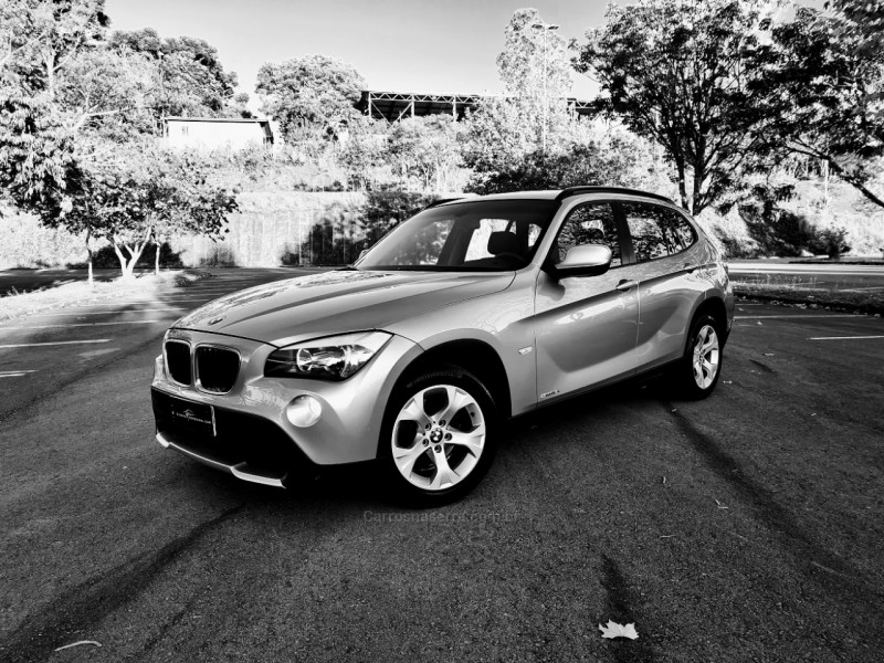 x1 2.0 18i s drive 4x2 16v gasolina 4p automatico 2012 bento goncalves