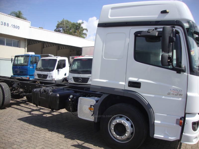 ATEGO 2426  - 2014 - GARIBALDI