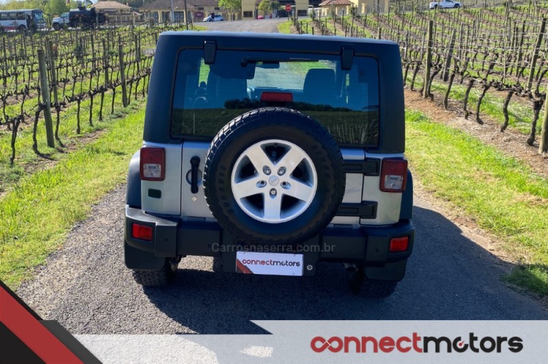 WRANGLER 3.6 SPORT 4X4 V6 12V GASOLINA 2P AUTOMÁTICO - 2013 - BENTO GONçALVES