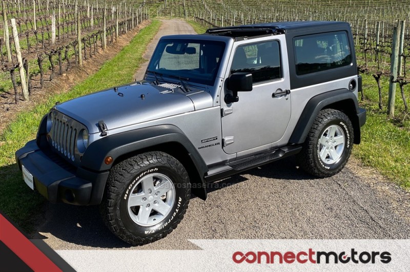 WRANGLER 3.6 SPORT 4X4 V6 12V GASOLINA 2P AUTOMÁTICO - 2013 - BENTO GONçALVES