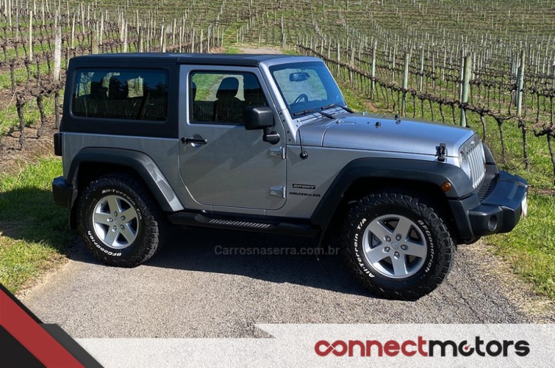 wrangler 3.6 sport 4x4 v6 12v gasolina 2p automatico 2013 bento goncalves