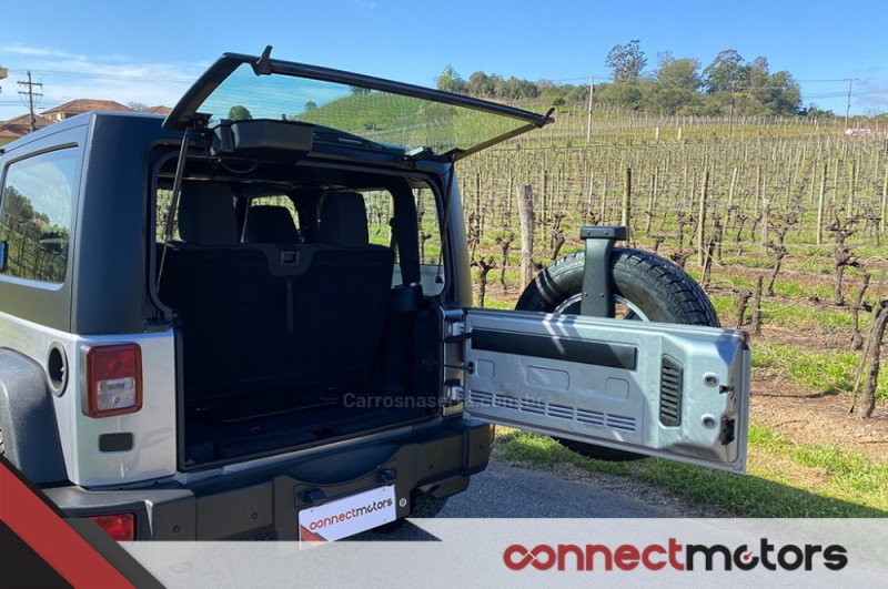 WRANGLER 3.6 SPORT 4X4 V6 12V GASOLINA 2P AUTOMÁTICO - 2013 - BENTO GONçALVES