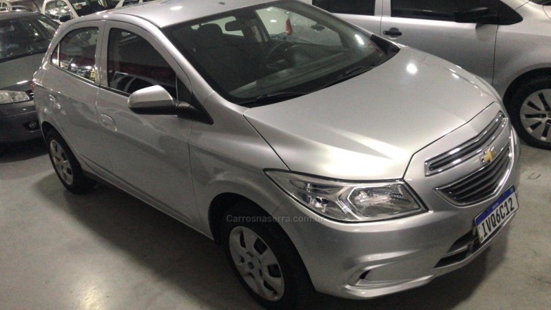 ONIX 1.4 MPFI LT 8V FLEX 4P MANUAL - 2015 - GARIBALDI
