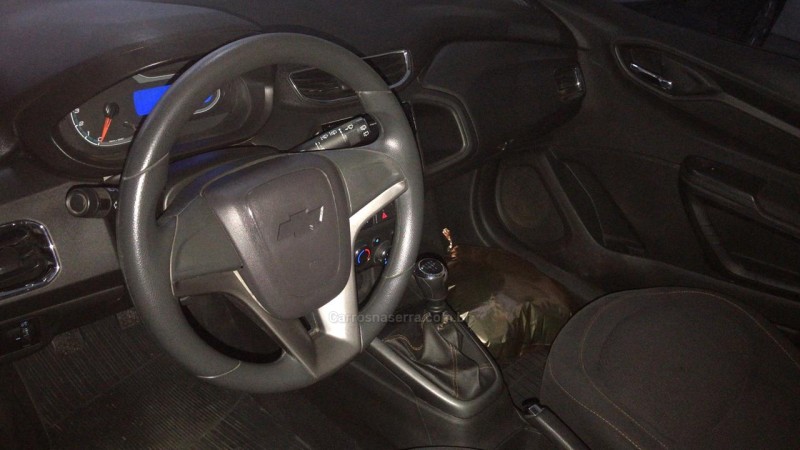 ONIX 1.4 MPFI LT 8V FLEX 4P MANUAL - 2015 - GARIBALDI