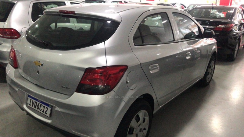 ONIX 1.4 MPFI LT 8V FLEX 4P MANUAL - 2015 - GARIBALDI