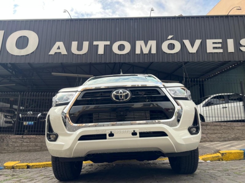 HILUX 2.8 SRX 4X4 CD 16V DIESEL 4P AUTOMÁTICO - 2024 - GARIBALDI