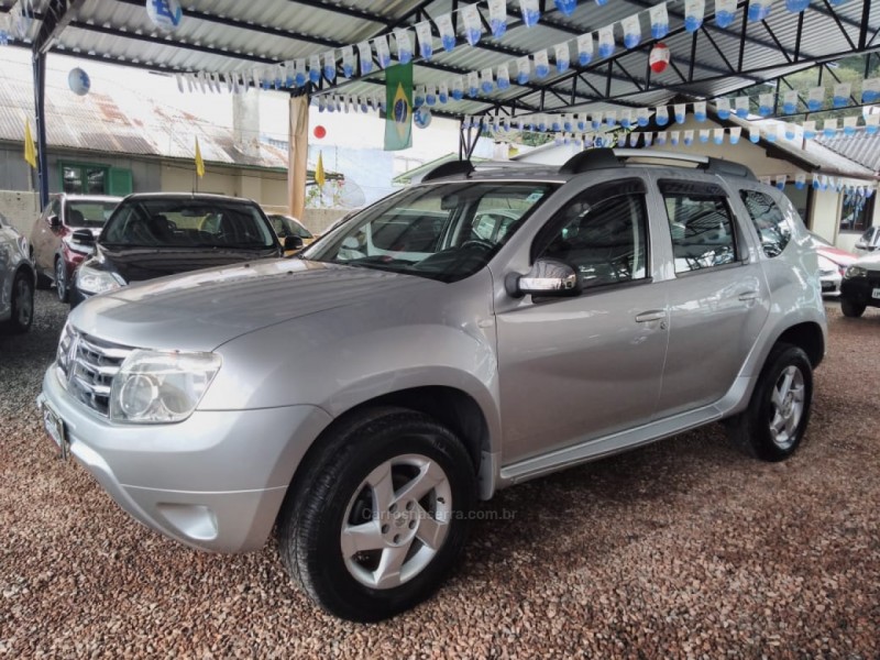 duster 1.6 dynamique 4x2 16v flex 4p manual 2013 canela