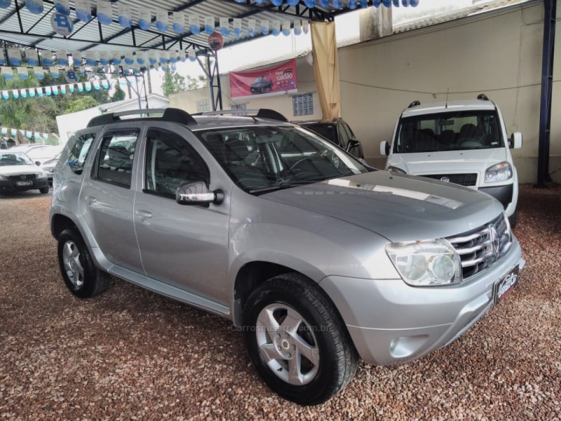 DUSTER 1.6 DYNAMIQUE 4X2 16V FLEX 4P MANUAL - 2013 - CANELA