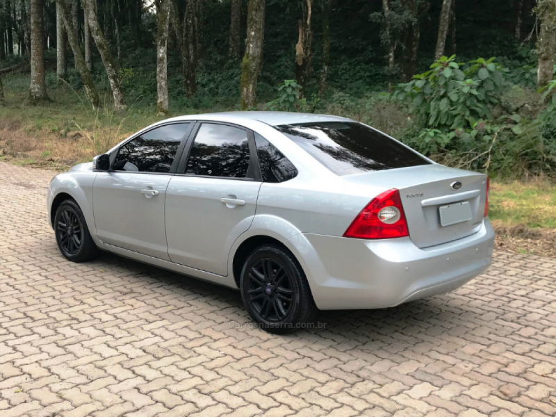 FOCUS 2.0 GLX SEDAN 16V FLEX 4P AUTOMÁTICO - 2013 - NOVA BASSANO