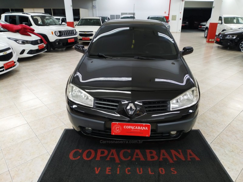 megane 2.0 dynamique sedan 16v gasolina 4p manual 2008 caxias do sul