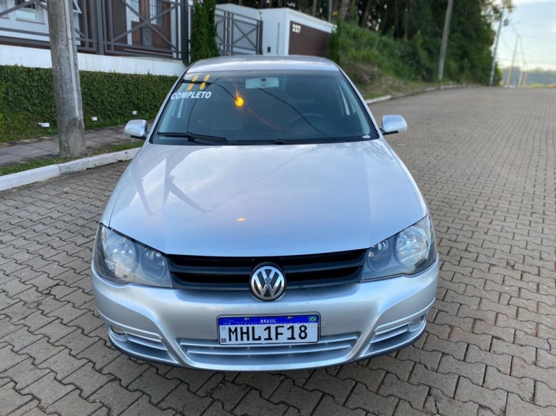 GOLF 1.6 MSI COMFORTLINE 16V TOTAL FLEX 4P MANUAL - 2011 - PAROBé