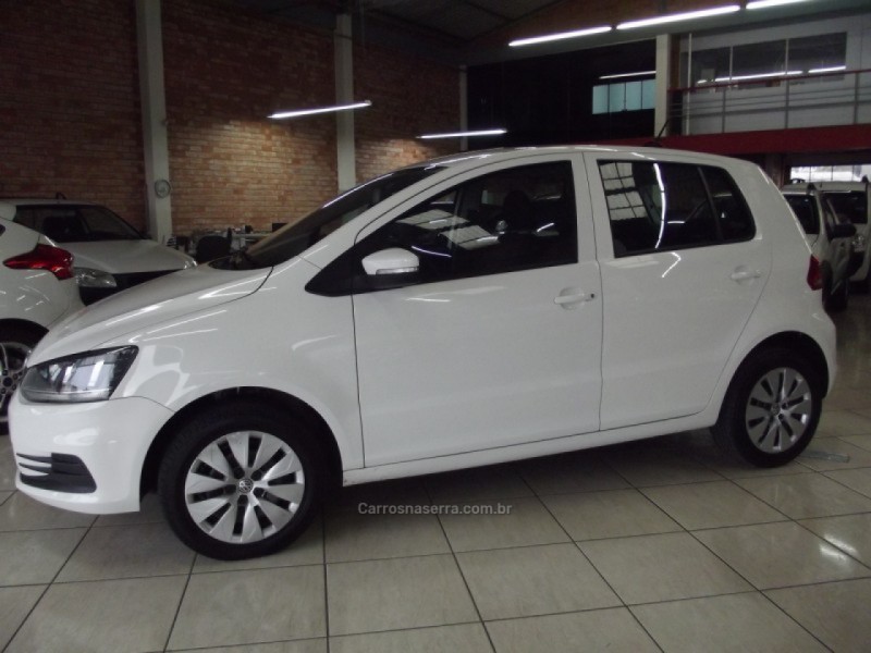 FOX 1.6 MSI TRENDLINE 8V FLEX 4P MANUAL - 2015 - BENTO GONçALVES