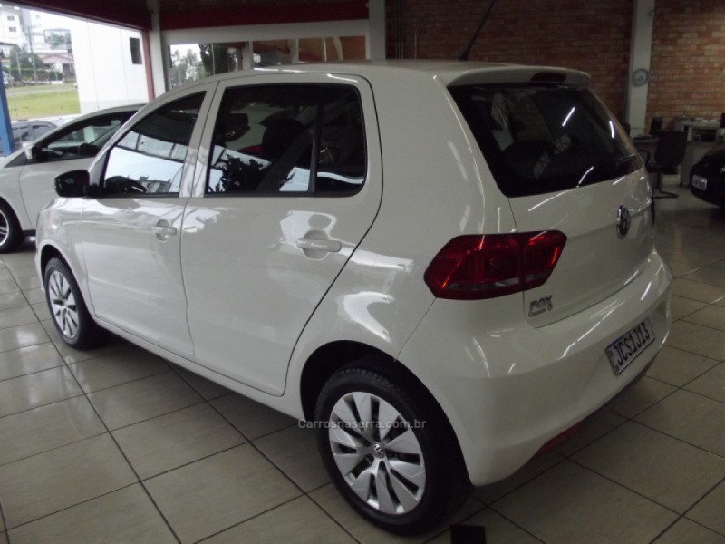 FOX 1.6 MSI TRENDLINE 8V FLEX 4P MANUAL - 2015 - BENTO GONçALVES