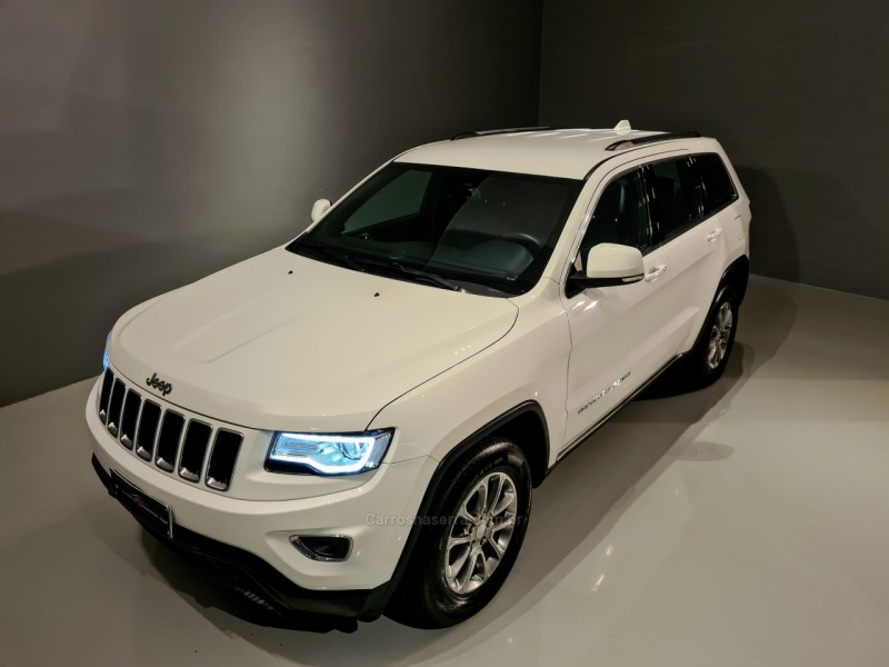 GRAND CHEROKEE 3.6 LAREDO 4X4 V6 24V GASOLINA 4P AUTOMÁTICO - 2014 - BENTO GONçALVES