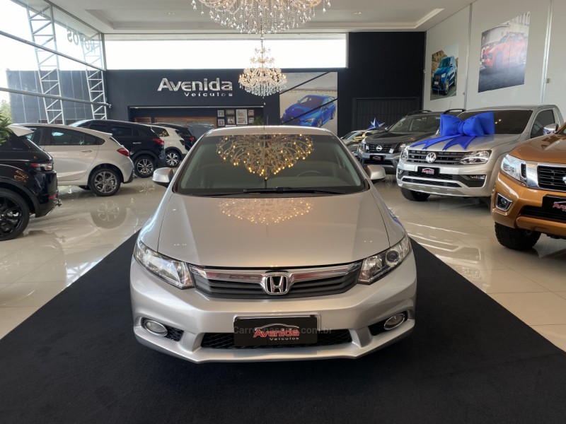 CIVIC 1.8 LXS 16V FLEX 4P AUTOMÁTICO