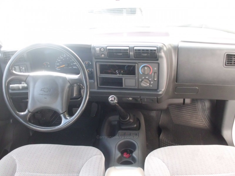S10 2.5 STD 4X4 CD 8V TURBO DIESEL 4P MANUAL - 2000 - FLORES DA CUNHA