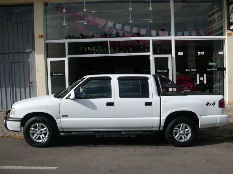 S10 2.5 STD 4X4 CD 8V TURBO DIESEL 4P MANUAL - 2000 - FLORES DA CUNHA