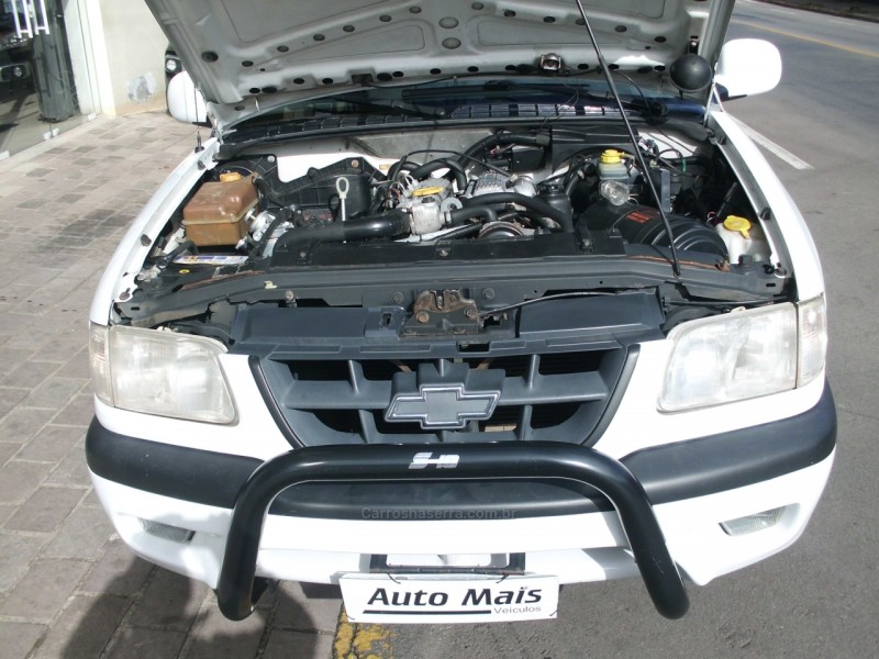 S10 2.5 STD 4X4 CD 8V TURBO DIESEL 4P MANUAL - 2000 - FLORES DA CUNHA