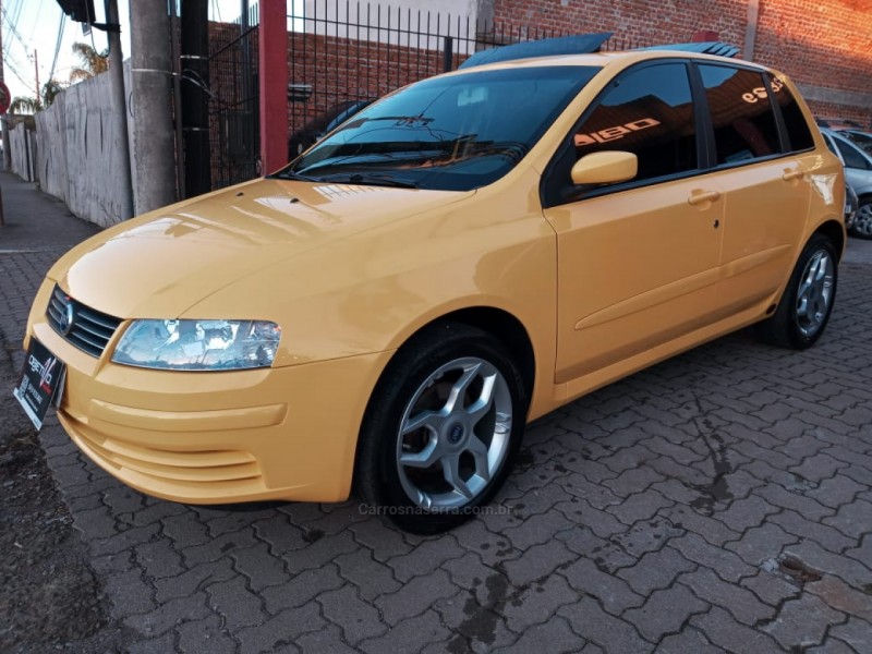 stilo 1.8 mpi schumacher 16v gasolina 4p manual 2006 caxias do sul