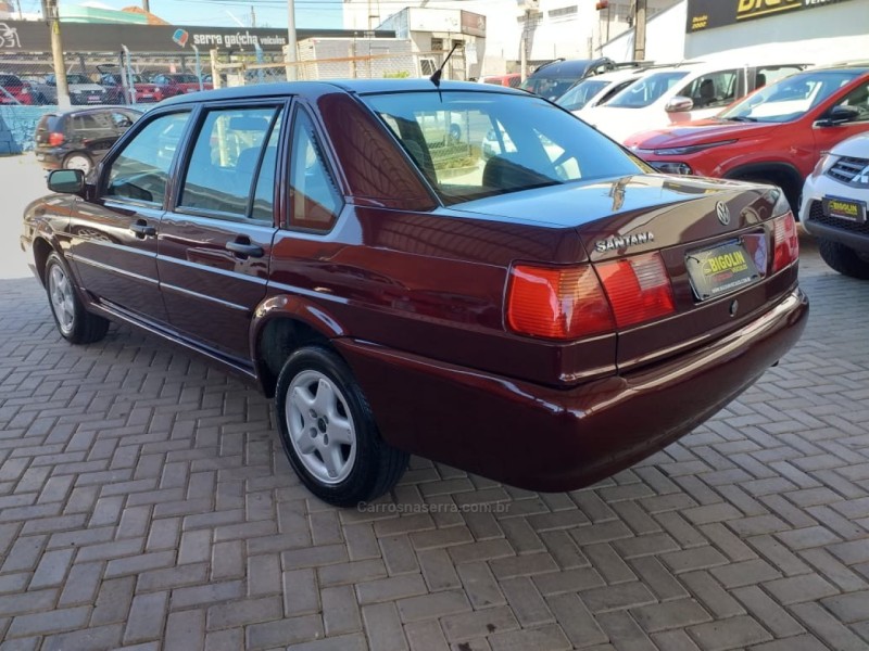 SANTANA 1.8 MI 8V GASOLINA 4P MANUAL - 2000 - BENTO GONçALVES