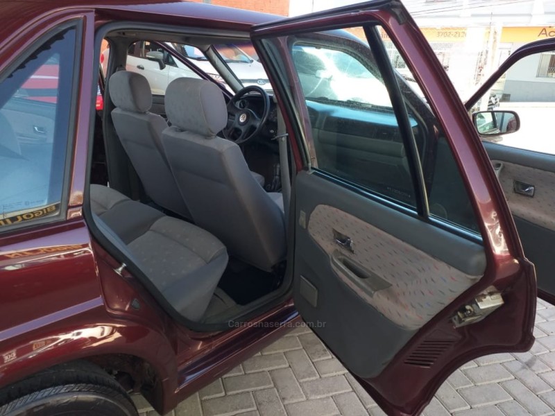 SANTANA 1.8 MI 8V GASOLINA 4P MANUAL - 2000 - BENTO GONçALVES