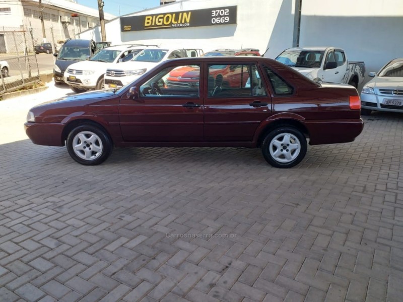 SANTANA 1.8 MI 8V GASOLINA 4P MANUAL - 2000 - BENTO GONçALVES