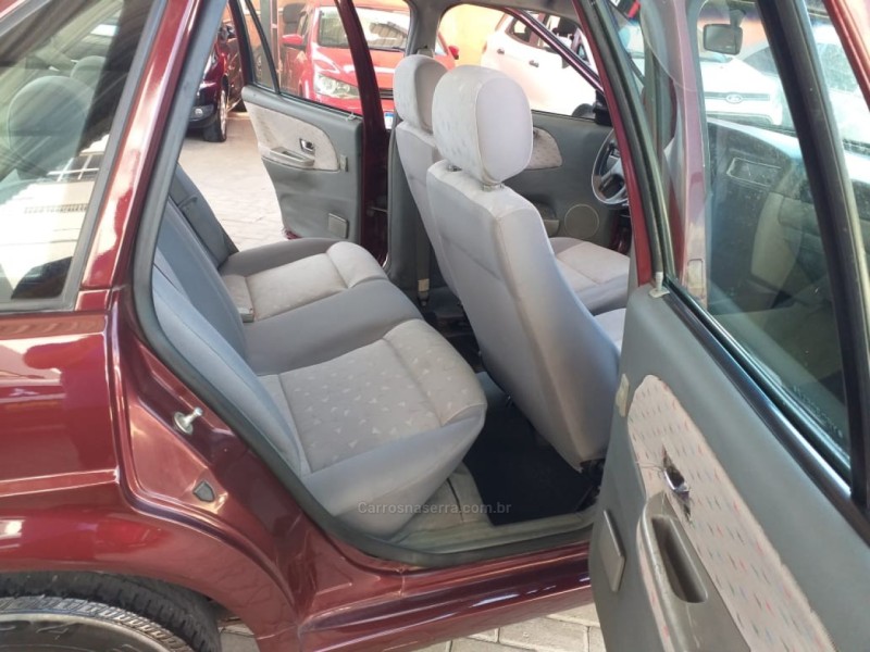 SANTANA 1.8 MI 8V GASOLINA 4P MANUAL - 2000 - BENTO GONçALVES