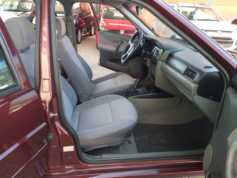 SANTANA 1.8 MI 8V GASOLINA 4P MANUAL - 2000 - BENTO GONçALVES