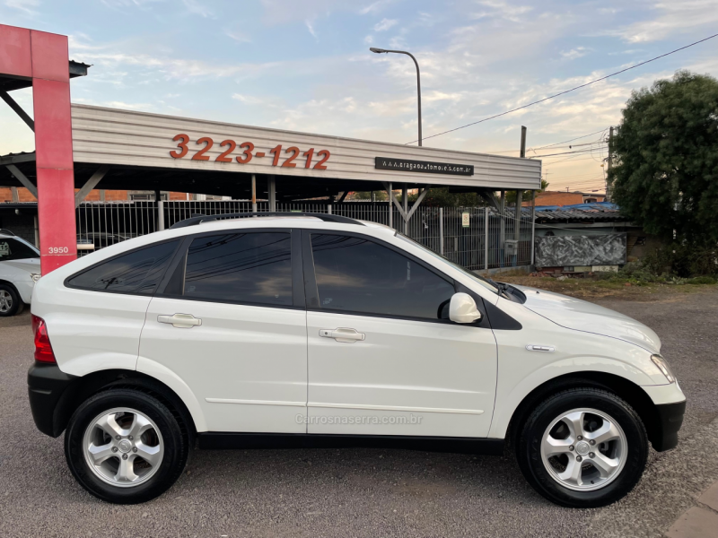 ACTYON 2.3 GLX 4X2 16V 150CV GASOLINA 4P AUTOMÁTICO - 2011 - CAXIAS DO SUL