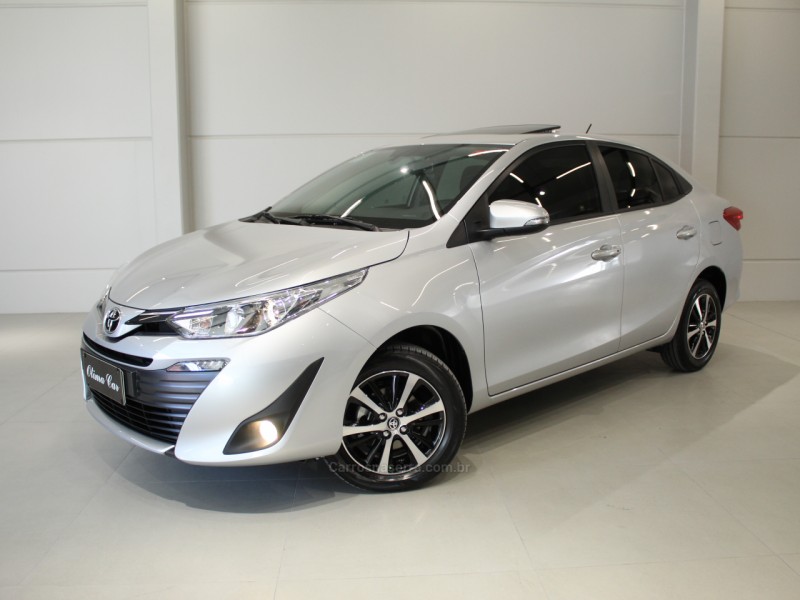 yaris 1.5 xls connect 16v flex 4p automatico 2023 flores da cunha