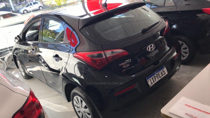 HB20 1.0 COMFORT PLUS 12V FLEX 4P MANUAL - 2017 - GARIBALDI