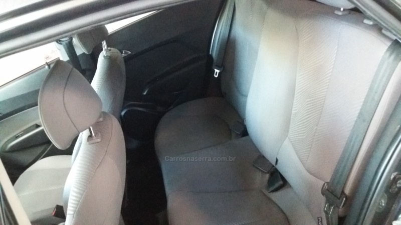 HB20S 1.6 COMFORT STYLE 16V FLEX 4P MANUAL - 2015 - FARROUPILHA