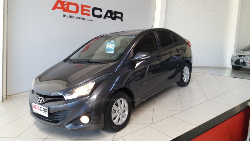 HB20S 1.6 COMFORT STYLE 16V FLEX 4P MANUAL - 2015 - FARROUPILHA