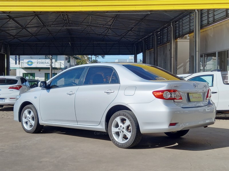 COROLLA 2.0 XEI 16V FLEX 4P AUTOMÁTICO - 2014 - VACARIA