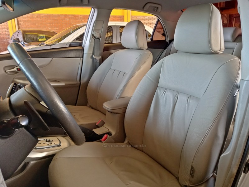 COROLLA 2.0 XEI 16V FLEX 4P AUTOMÁTICO - 2014 - VACARIA