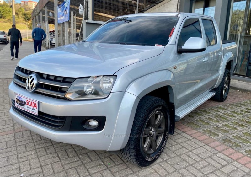 amarok 2.0 trendline 4x4 cd 16v turbo intercooler diesel 4p automatico 2013 caxias do sul