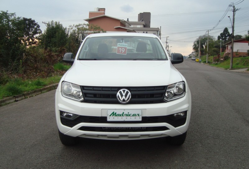 AMAROK 2.0 S 4X4 CS 16V TURBO INTERCOOLER DIESEL 2P MANUAL - 2019 - FLORES DA CUNHA